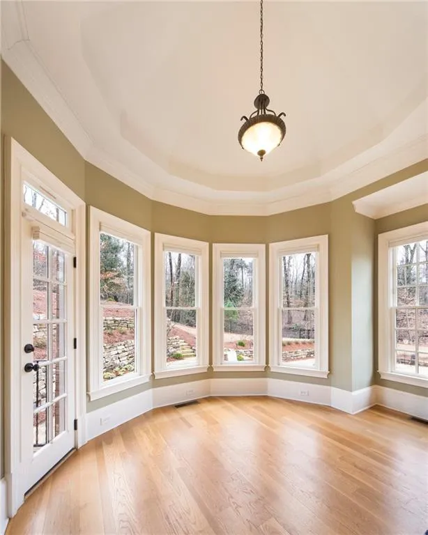 65 Maryeanna Drive, Atlanta, Georgia 30342, 5 Bedrooms Bedrooms, ,5 BathroomsBathrooms,Residential,Sold,65 Maryeanna Drive,6687231