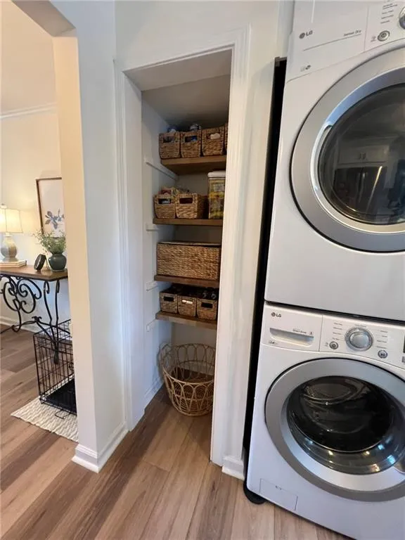 5565 Kingsport Drive Unit 21, Atlanta, Georgia 30342, 2 Bedrooms Bedrooms, ,1 BathroomBathrooms,Residential,Sold,5565 Kingsport Drive Unit 21,7352674