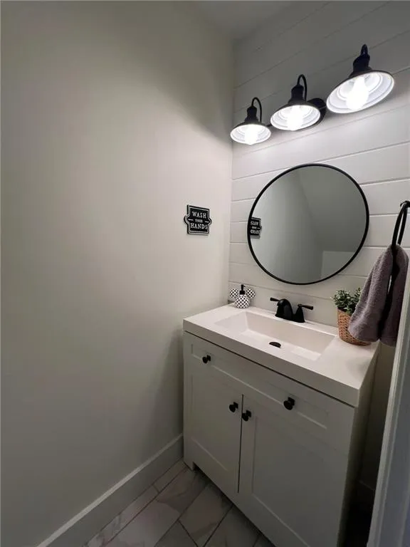 5565 Kingsport Drive Unit 21, Atlanta, Georgia 30342, 2 Bedrooms Bedrooms, ,1 BathroomBathrooms,Residential,Sold,5565 Kingsport Drive Unit 21,7352674