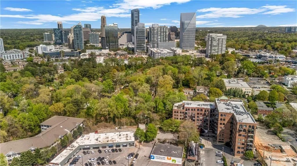 3235 Roswell Road Ne Unit 508, Atlanta, Georgia 30305, 1 Bedroom Bedrooms, ,1 BathroomBathrooms,Residential,For Sale,3235 Roswell Road Ne Unit 508,7605566