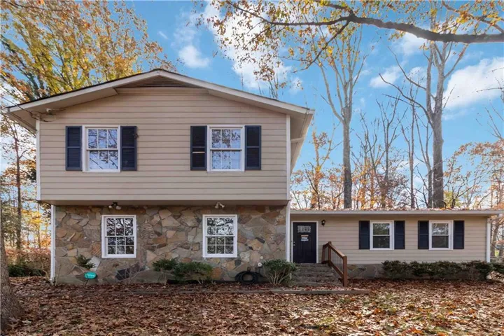 888 Chartley Drive Sw, Lilburn, Georgia 30047