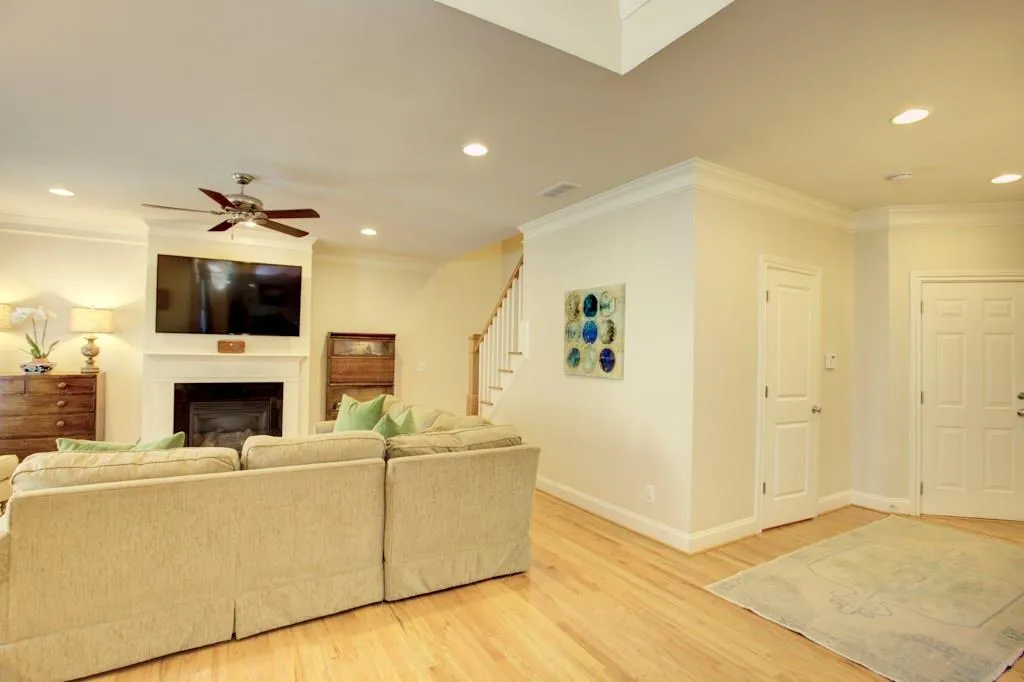 1697 Barfield Run Nw, Atlanta, Georgia 30318, 4 Bedrooms Bedrooms, ,3 BathroomsBathrooms,Residential,Sold,1697 Barfield Run Nw,5887726
