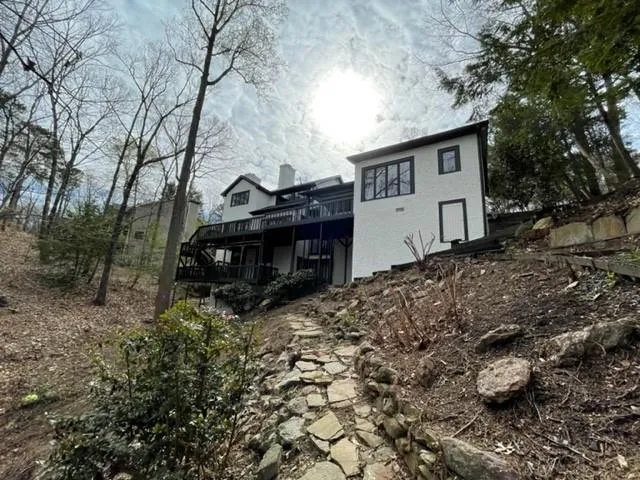 360 Kelson Drive, Sandy Springs, Georgia 30327, 5 Bedrooms Bedrooms, ,5 BathroomsBathrooms,Residential,Sold,360 Kelson Drive,7016946
