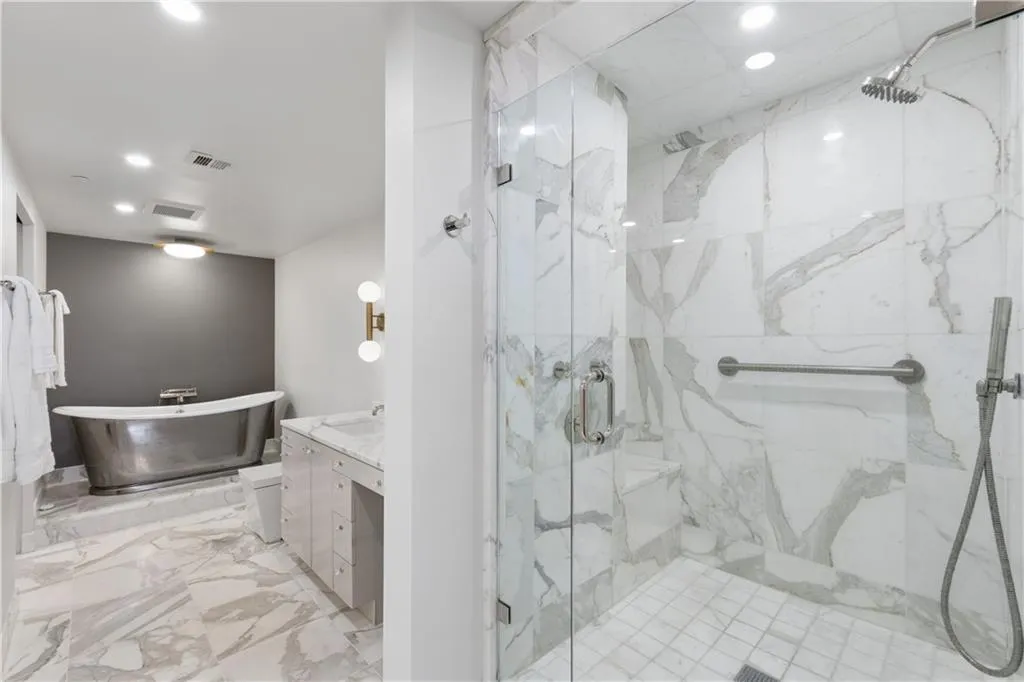 75 14th Street Ne Unit 3640, Atlanta, Georgia 30309, 1 Bedroom Bedrooms, 0 ,1 BathroomBathrooms,Residential,For Sale,75 14th Street Ne Unit 3640,7744003