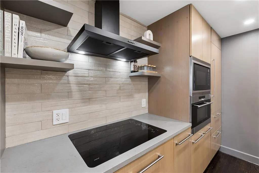 75 14th Street Ne Unit 3640, Atlanta, Georgia 30309, 1 Bedroom Bedrooms, 0 ,1 BathroomBathrooms,Residential,For Sale,75 14th Street Ne Unit 3640,7744003