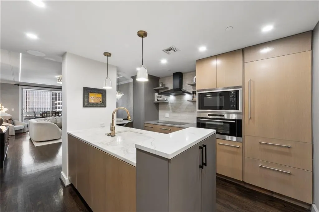 75 14th Street Ne Unit 3640, Atlanta, Georgia 30309, 1 Bedroom Bedrooms, 0 ,1 BathroomBathrooms,Residential,For Sale,75 14th Street Ne Unit 3640,7744003