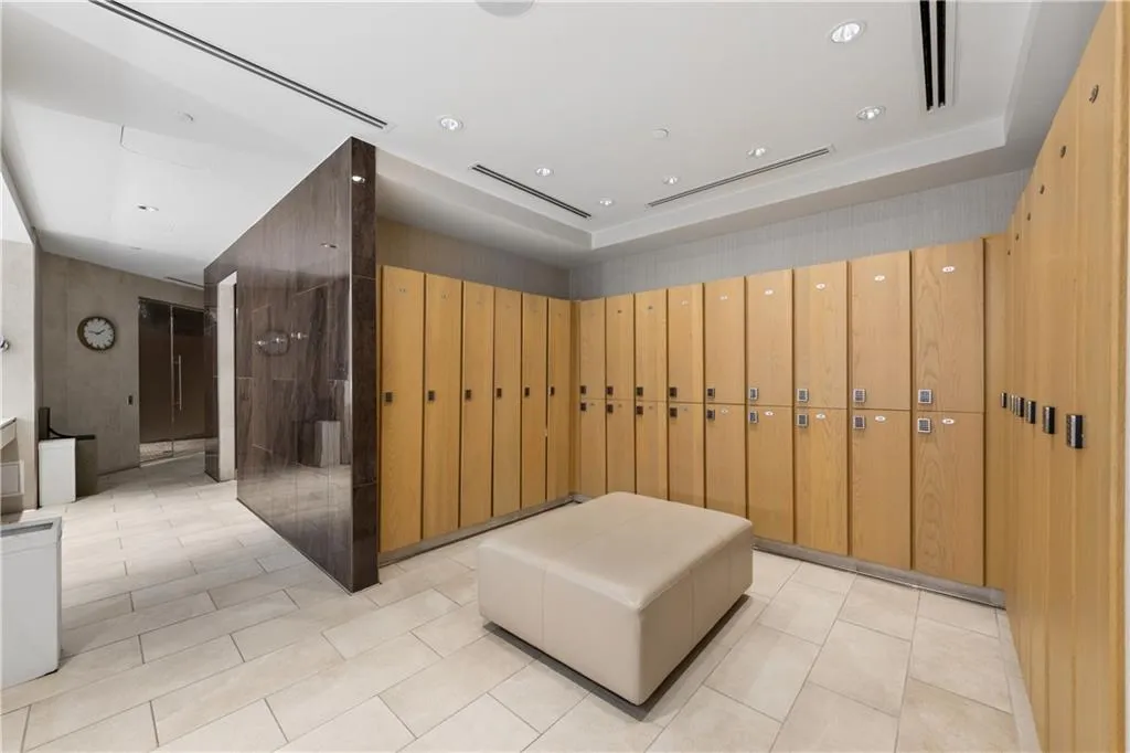 75 14th Street Ne Unit 3640, Atlanta, Georgia 30309, 1 Bedroom Bedrooms, 0 ,1 BathroomBathrooms,Residential,For Sale,75 14th Street Ne Unit 3640,7744003