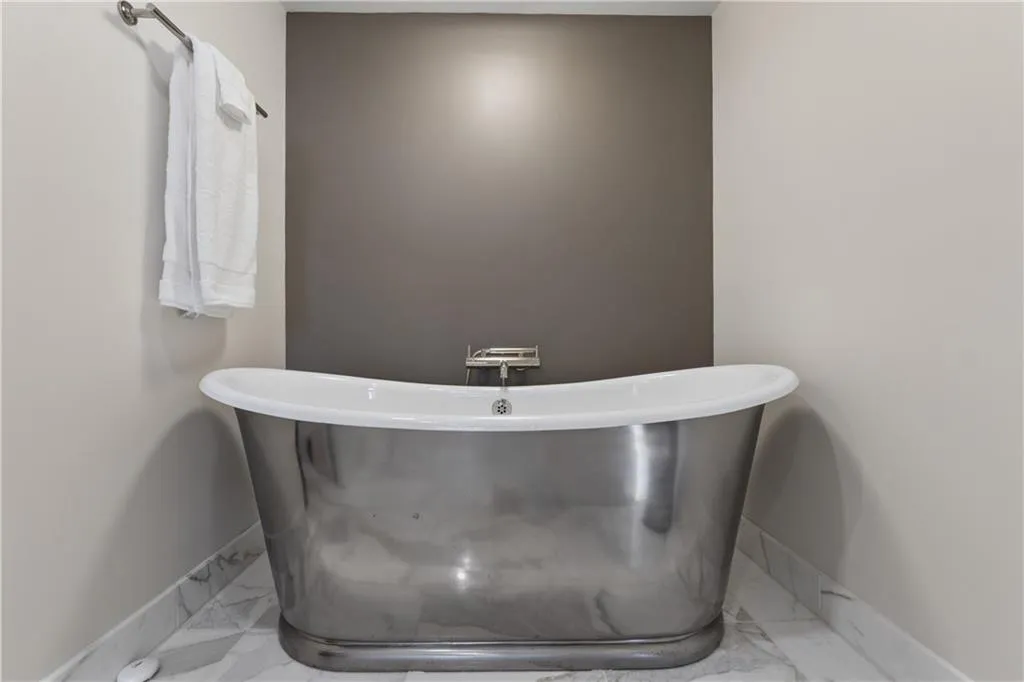 75 14th Street Ne Unit 3640, Atlanta, Georgia 30309, 1 Bedroom Bedrooms, 0 ,1 BathroomBathrooms,Residential,For Sale,75 14th Street Ne Unit 3640,7744003