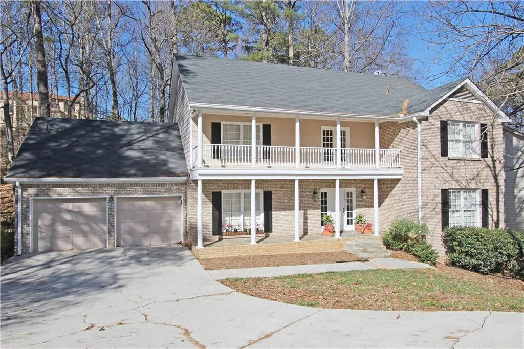 6030 Blackwater Trail, Atlanta, Georgia 30328, 4 Bedrooms Bedrooms, ,3 BathroomsBathrooms,Residential,Sold,6030 Blackwater Trail,5795582