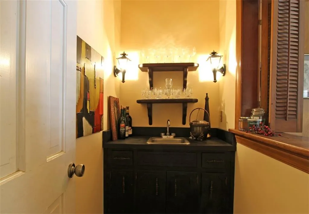 6030 Blackwater Trail, Atlanta, Georgia 30328, 4 Bedrooms Bedrooms, ,3 BathroomsBathrooms,Residential,Sold,6030 Blackwater Trail,5795582