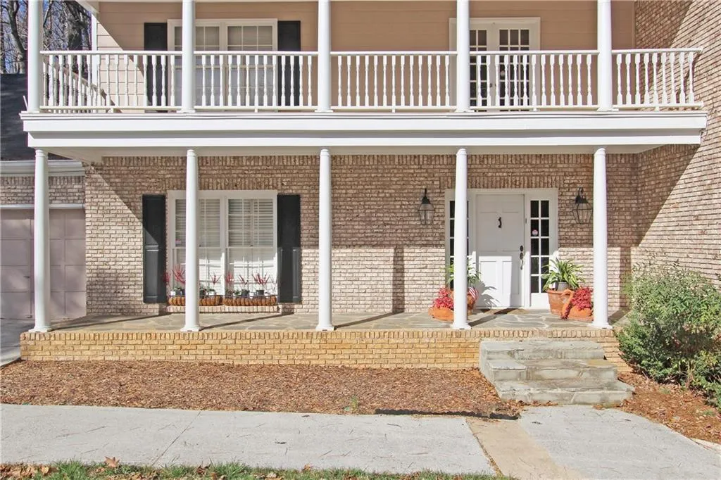 6030 Blackwater Trail, Atlanta, Georgia 30328, 4 Bedrooms Bedrooms, ,3 BathroomsBathrooms,Residential,Sold,6030 Blackwater Trail,5795582