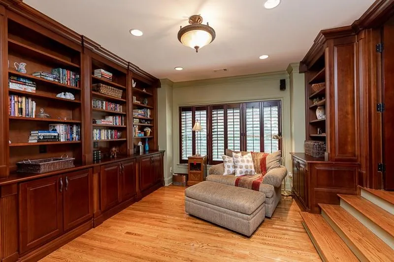 565 Glengate Cove, Atlanta, Georgia 30328, 7 Bedrooms Bedrooms, ,6 BathroomsBathrooms,Residential,Sold,565 Glengate Cove,6758913