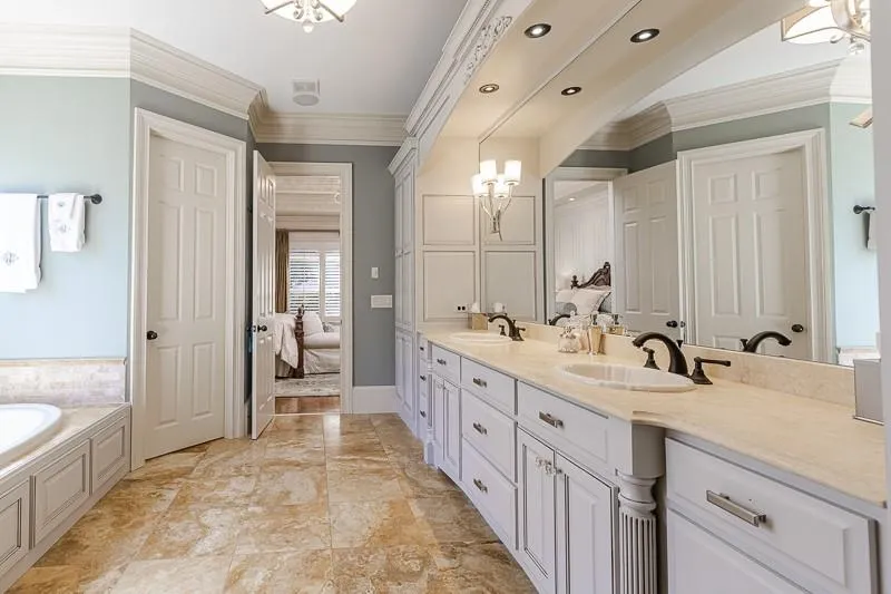 565 Glengate Cove, Atlanta, Georgia 30328, 7 Bedrooms Bedrooms, ,6 BathroomsBathrooms,Residential,Sold,565 Glengate Cove,6758913