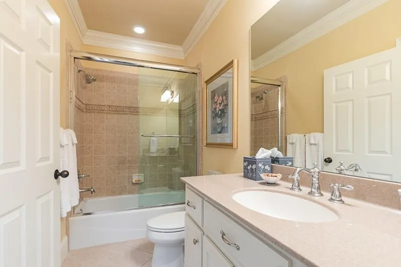 565 Glengate Cove, Atlanta, Georgia 30328, 7 Bedrooms Bedrooms, ,6 BathroomsBathrooms,Residential,Sold,565 Glengate Cove,6758913