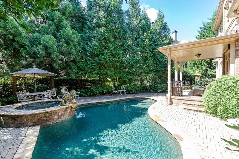 565 Glengate Cove, Atlanta, Georgia 30328, 7 Bedrooms Bedrooms, ,6 BathroomsBathrooms,Residential,Sold,565 Glengate Cove,6758913