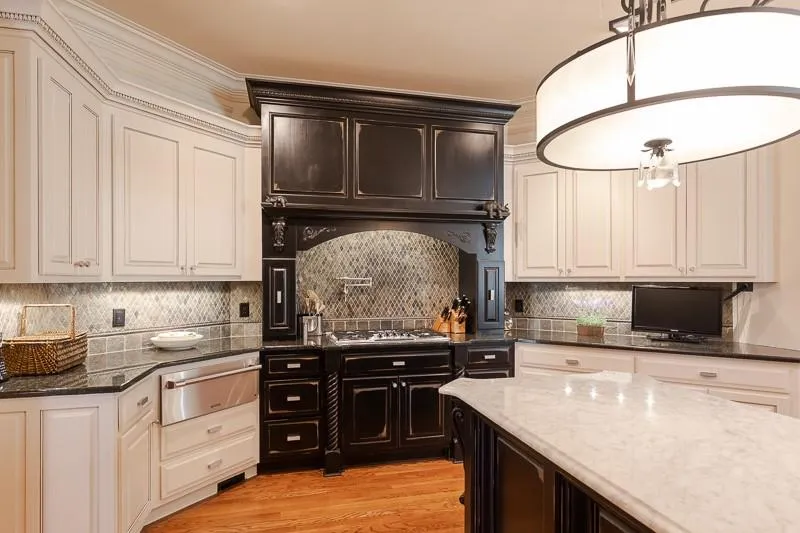 565 Glengate Cove, Atlanta, Georgia 30328, 7 Bedrooms Bedrooms, ,6 BathroomsBathrooms,Residential,Sold,565 Glengate Cove,6758913