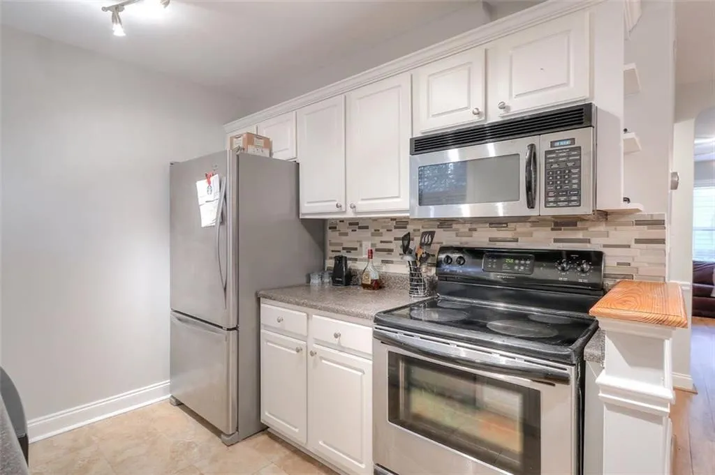 801 Brighton Point Unit 801, Atlanta, Georgia 30328, 2 Bedrooms Bedrooms, ,2 BathroomsBathrooms,Residential,Sold,801 Brighton Point Unit 801,6048455