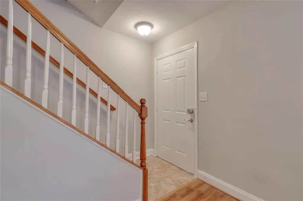 801 Brighton Point Unit 801, Atlanta, Georgia 30328, 2 Bedrooms Bedrooms, ,2 BathroomsBathrooms,Residential,Sold,801 Brighton Point Unit 801,6048455