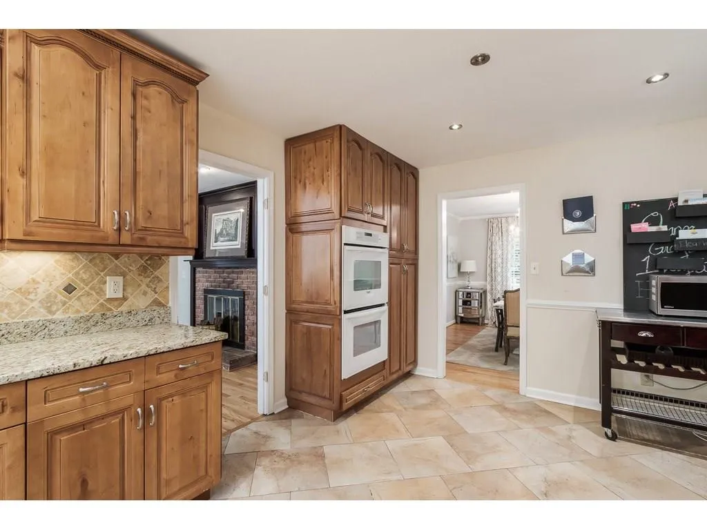 7000 Brandon Mill Road, Sandy Springs, Georgia 30328, 5 Bedrooms Bedrooms, ,4 BathroomsBathrooms,Residential,Sold,7000 Brandon Mill Road,6100254