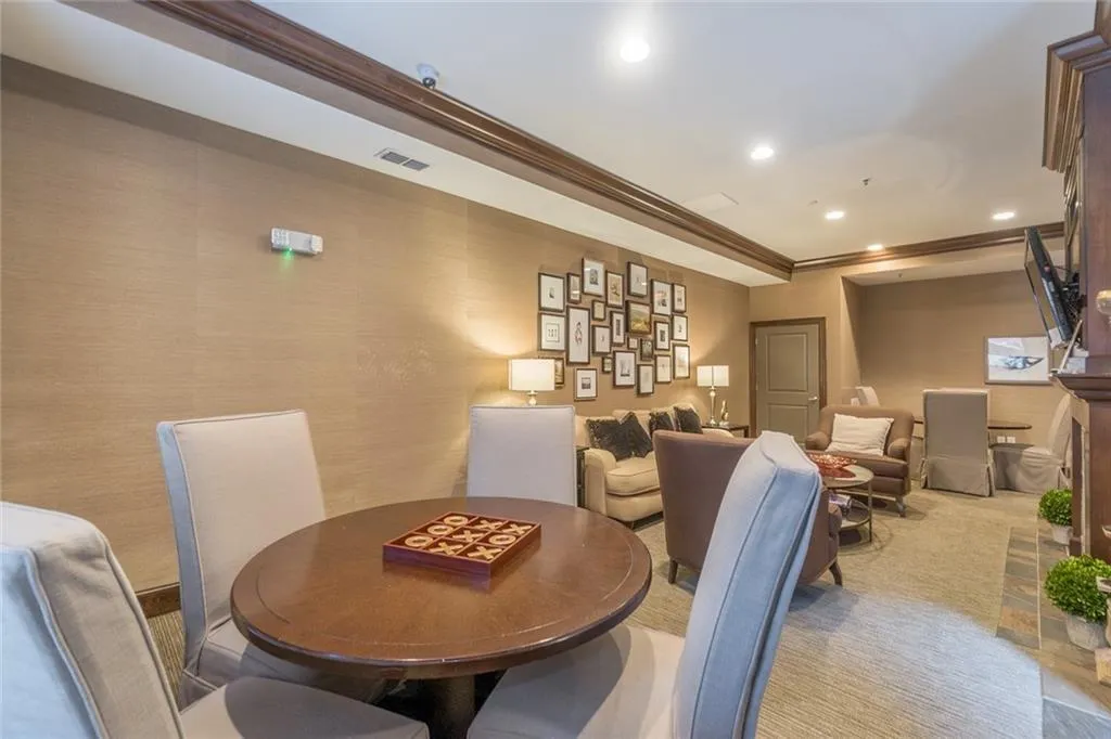 901 Abernathy Road Ne Unit 2070, Atlanta, Georgia 30328, 2 Bedrooms Bedrooms, ,2 BathroomsBathrooms,Residential,For Sale,901 Abernathy Road Ne Unit 2070,7615742