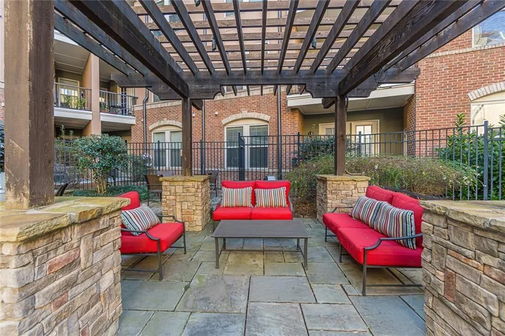 901 Abernathy Road Ne Unit 2070, Atlanta, Georgia 30328, 2 Bedrooms Bedrooms, ,2 BathroomsBathrooms,Residential,For Sale,901 Abernathy Road Ne Unit 2070,7615742