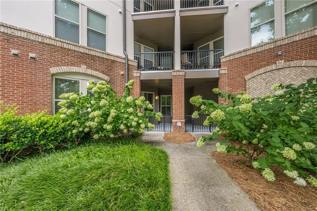 901 Abernathy Road Ne Unit 2070, Atlanta, Georgia 30328, 2 Bedrooms Bedrooms, ,2 BathroomsBathrooms,Residential,For Sale,901 Abernathy Road Ne Unit 2070,7615742
