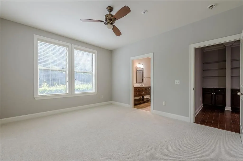 901 Abernathy Road Ne Unit 2070, Atlanta, Georgia 30328, 2 Bedrooms Bedrooms, ,2 BathroomsBathrooms,Residential,For Sale,901 Abernathy Road Ne Unit 2070,7615742