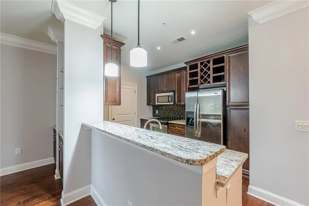 901 Abernathy Road Ne Unit 2070, Atlanta, Georgia 30328, 2 Bedrooms Bedrooms, ,2 BathroomsBathrooms,Residential,For Sale,901 Abernathy Road Ne Unit 2070,7615742