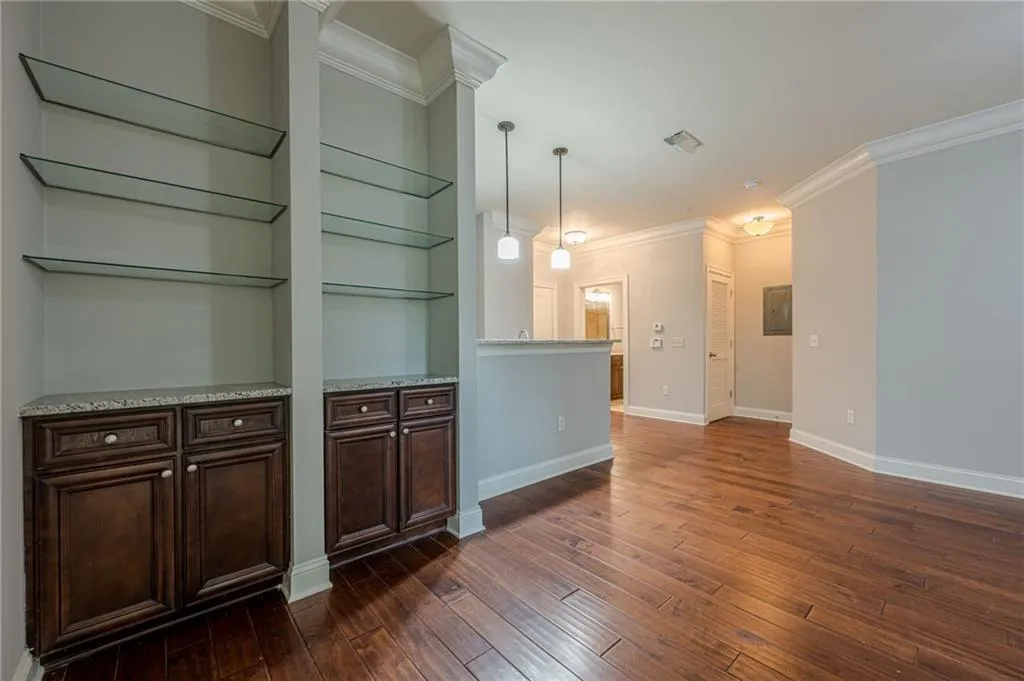 901 Abernathy Road Ne Unit 2070, Atlanta, Georgia 30328, 2 Bedrooms Bedrooms, ,2 BathroomsBathrooms,Residential,For Sale,901 Abernathy Road Ne Unit 2070,7615742