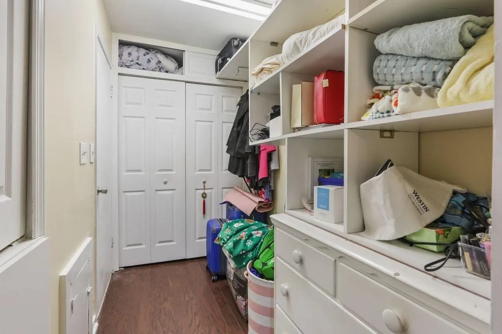 6851 Roswell Road Unit O-2, Sandy Springs, Georgia 30328, 1 Bedroom Bedrooms, ,1 BathroomBathrooms,Residential,Sold,6851 Roswell Road Unit O-2,6811332