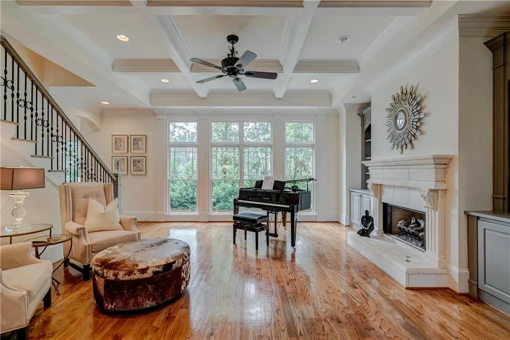 409 Brookfield Drive, Atlanta, Georgia 30342, 6 Bedrooms Bedrooms, ,5 BathroomsBathrooms,Residential,Sold,409 Brookfield Drive,6599196