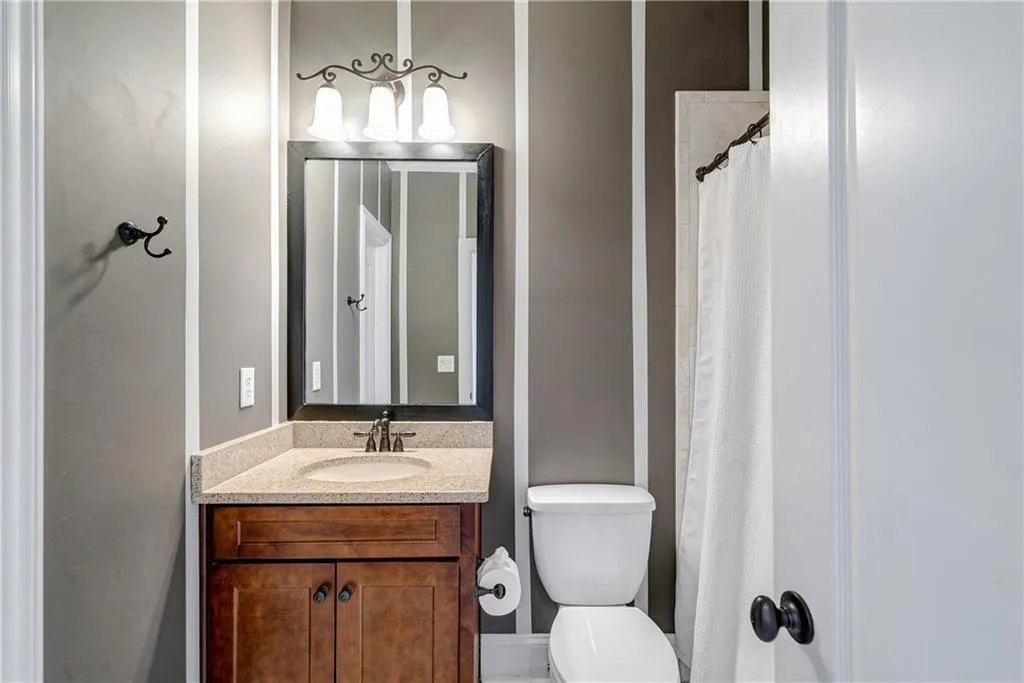 409 Brookfield Drive, Atlanta, Georgia 30342, 6 Bedrooms Bedrooms, ,5 BathroomsBathrooms,Residential,Sold,409 Brookfield Drive,6599196