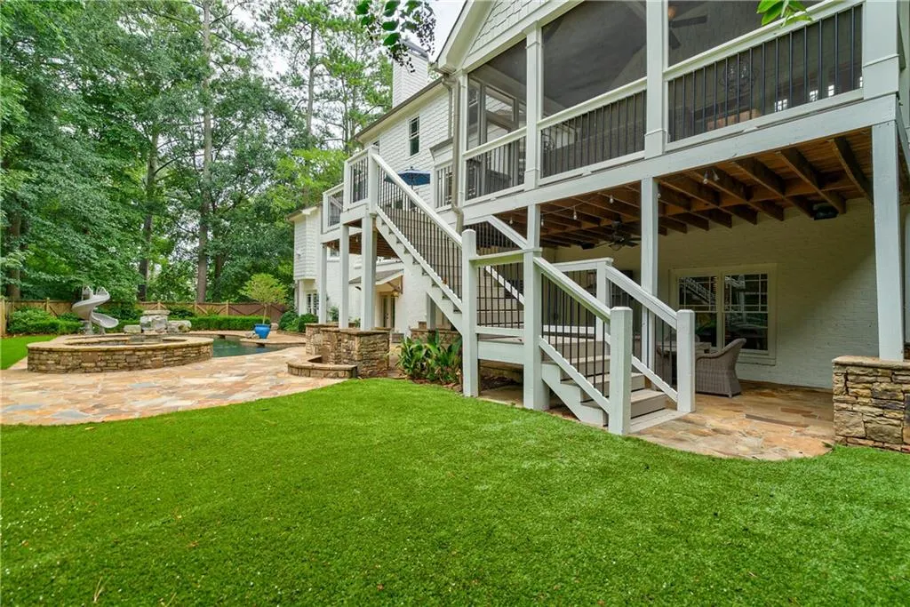 409 Brookfield Drive, Atlanta, Georgia 30342, 6 Bedrooms Bedrooms, ,5 BathroomsBathrooms,Residential,Sold,409 Brookfield Drive,6599196