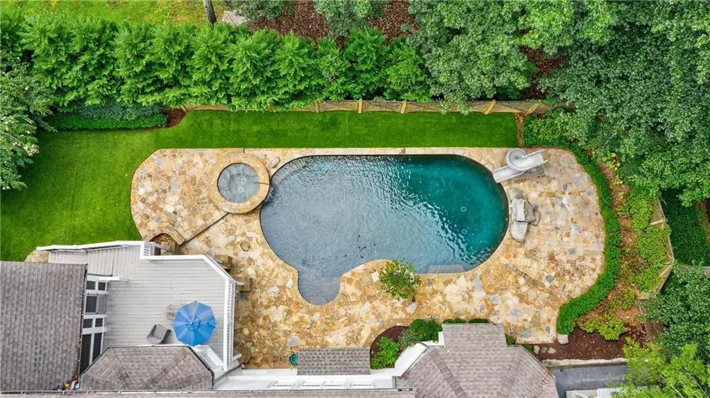 409 Brookfield Drive, Atlanta, Georgia 30342, 6 Bedrooms Bedrooms, ,5 BathroomsBathrooms,Residential,Sold,409 Brookfield Drive,6599196