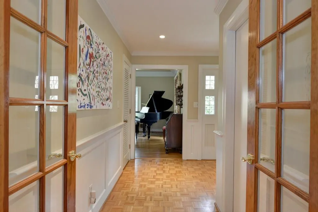 520 Rivercrest Court, Atlanta, Georgia 30328, 5 Bedrooms Bedrooms, ,4 BathroomsBathrooms,Residential,Sold,520 Rivercrest Court,5639866