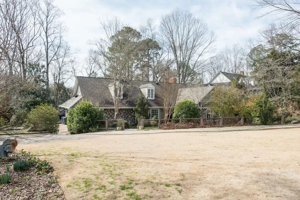 520 Rivercrest Court, Atlanta, Georgia 30328, 5 Bedrooms Bedrooms, ,4 BathroomsBathrooms,Residential,Sold,520 Rivercrest Court,5639866