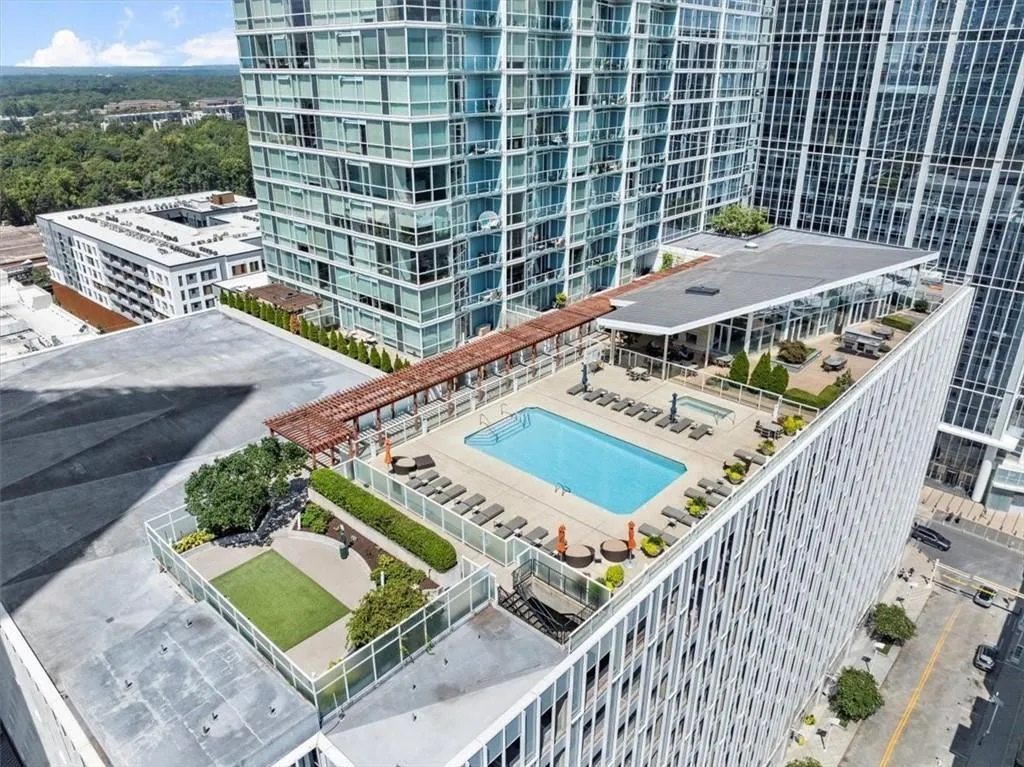 3325 Piedmont Road Ne Unit 1504, Atlanta, Georgia 30305, 1 Bedroom Bedrooms, ,1 BathroomBathrooms,Residential,For Sale,3325 Piedmont Road Ne Unit 1504,7531598