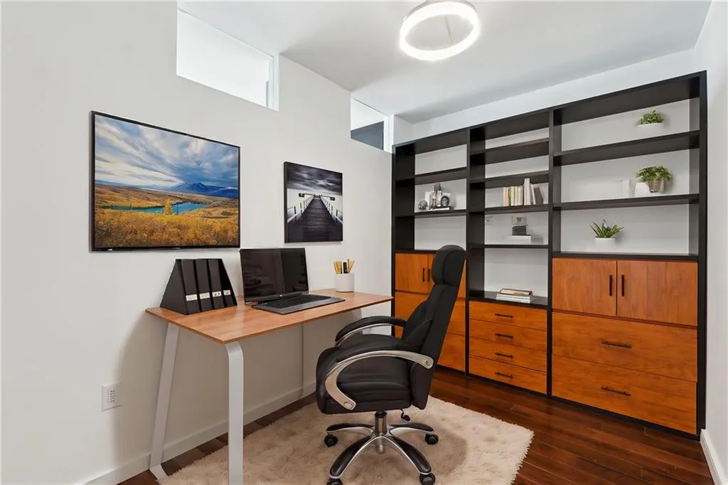 Flex Space for Office/Second Bedroom