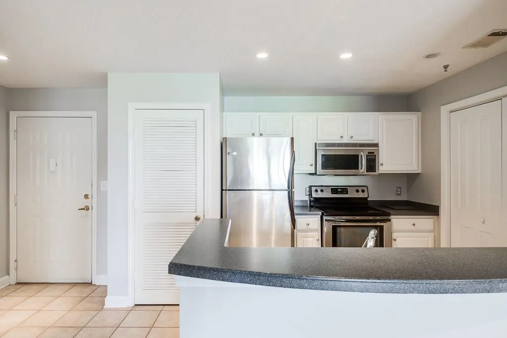 1101 Juniper Street Ne Unit 619, Atlanta, Georgia 30309, 2 Bedrooms Bedrooms, ,2 BathroomsBathrooms,Residential,Sold,1101 Juniper Street Ne Unit 619,6041933