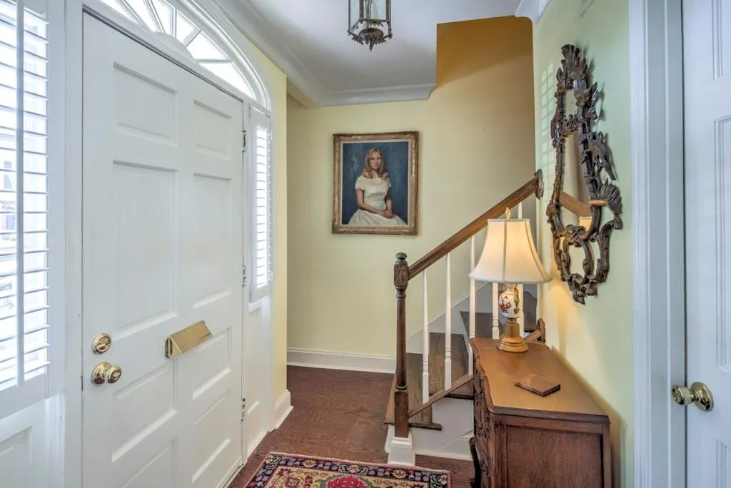21 Iron Bound Place Nw Unit 105, Atlanta, Georgia 30318, 3 Bedrooms Bedrooms, ,2 BathroomsBathrooms,Residential,Sold,21 Iron Bound Place Nw Unit 105,5883458
