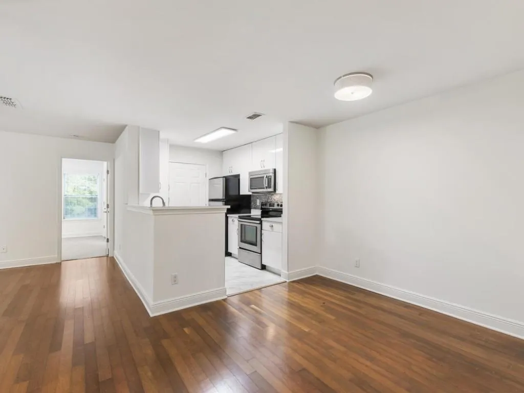 3112 Santa Fe Parkway, Sandy Springs, Georgia 30350, 2 Bedrooms Bedrooms, ,2 BathroomsBathrooms,Residential,Sold,3112 Santa Fe Parkway,7360047