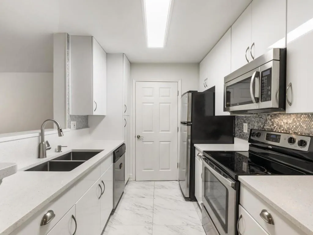 3112 Santa Fe Parkway, Sandy Springs, Georgia 30350, 2 Bedrooms Bedrooms, ,2 BathroomsBathrooms,Residential,Sold,3112 Santa Fe Parkway,7360047