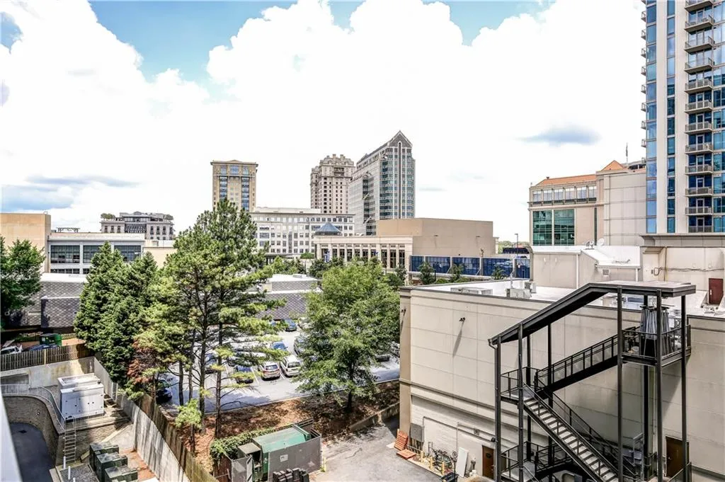 250 Pharr Road Unit 601, Atlanta, Georgia 30305, 1 Bedroom Bedrooms, ,1 BathroomBathrooms,Residential,Sold,250 Pharr Road Unit 601,5959271