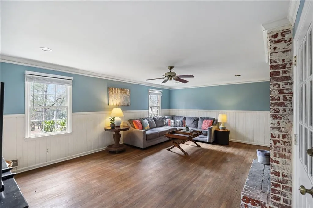 780 Spalding Drive, Atlanta, Georgia 30328, 5 Bedrooms Bedrooms, ,3 BathroomsBathrooms,Residential,Sold,780 Spalding Drive,7188786