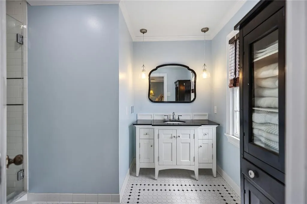 780 Spalding Drive, Atlanta, Georgia 30328, 5 Bedrooms Bedrooms, ,3 BathroomsBathrooms,Residential,Sold,780 Spalding Drive,7188786