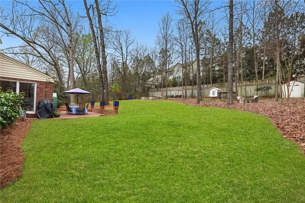 780 Spalding Drive, Atlanta, Georgia 30328, 5 Bedrooms Bedrooms, ,3 BathroomsBathrooms,Residential,Sold,780 Spalding Drive,7188786