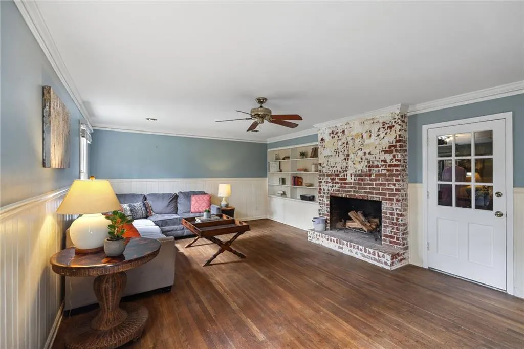 780 Spalding Drive, Atlanta, Georgia 30328, 5 Bedrooms Bedrooms, ,3 BathroomsBathrooms,Residential,Sold,780 Spalding Drive,7188786