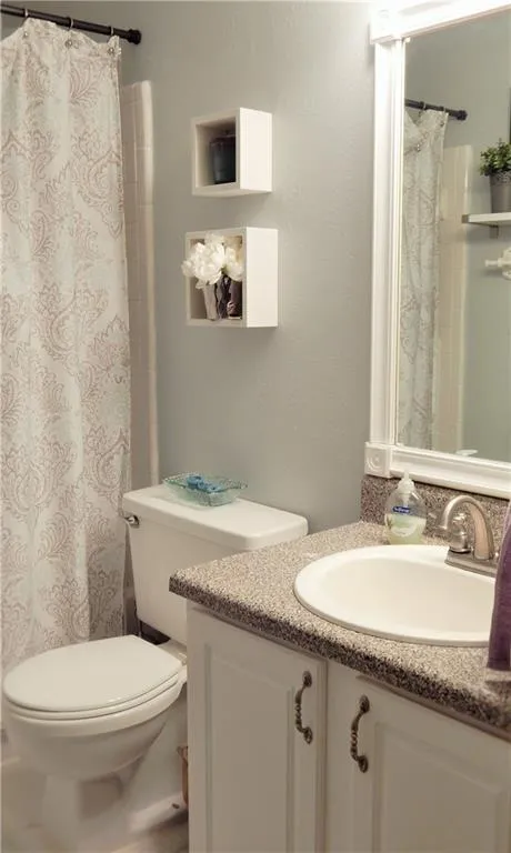 5151 Roswell Road Unit 1, Atlanta, Georgia 30342, 2 Bedrooms Bedrooms, ,2 BathroomsBathrooms,Residential,Sold,5151 Roswell Road Unit 1,6104832