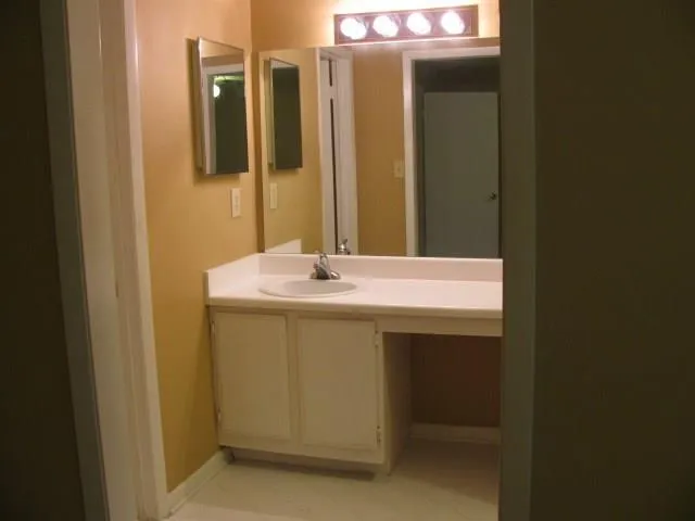 8740 Roswell Road Unit 2c, Sandy Springs, Georgia 30350, 2 Bedrooms Bedrooms, ,2 BathroomsBathrooms,Residential,Sold,8740 Roswell Road Unit 2c,5771336