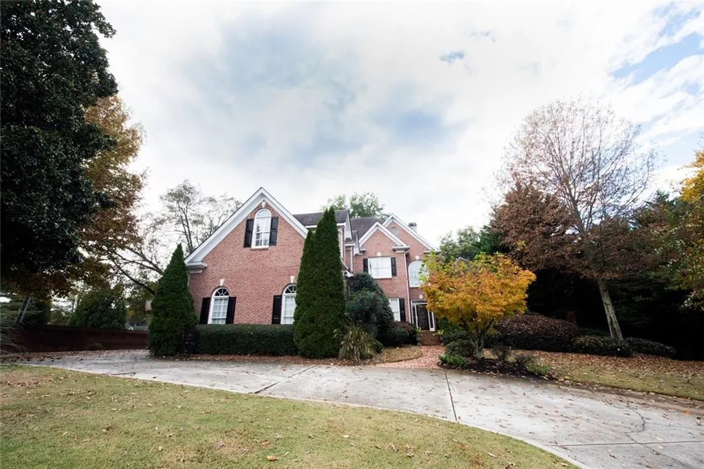 700 Orchard Point, Sandy Springs, Georgia 30350, 5 Bedrooms Bedrooms, ,3 BathroomsBathrooms,Residential,Sold,700 Orchard Point,6097711